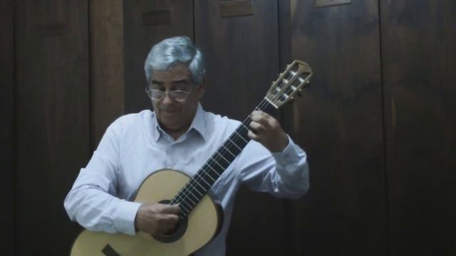 Edson Lopes plays Canção Triste