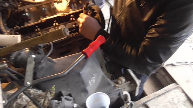 Замена маслосъемных колпачков Volkswagen Passat, Audi a4, a6 (наглядно) смотреть онлайн