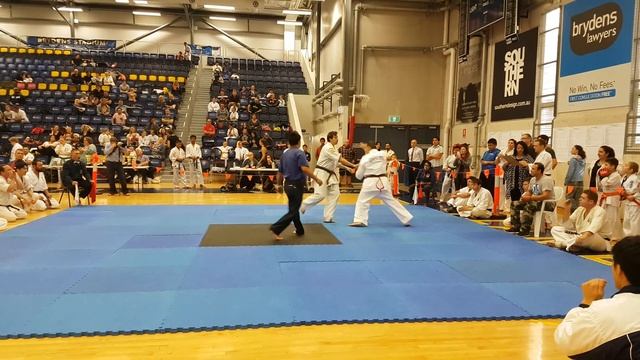 Kyokushin Karate NSW Non Contact Open Heavyweight Championship - Ronnie Chand - Round 1 смотреть онлайн