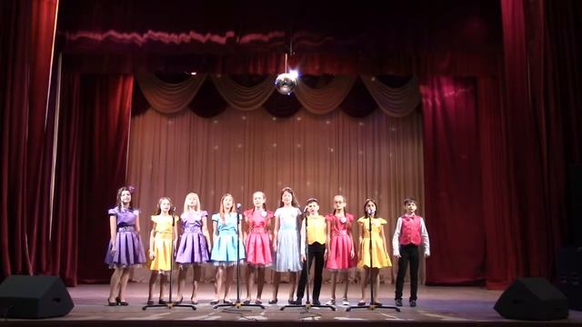 ансамбль " Веснушки " ( руководитель - Г.Д.Карева , г.Самара ) " Зимний вальс " смотреть онлайн