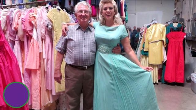 За 56 лет брака он купил жене 55 000 платьев. Столько даже у диснеевских принцесс нет смотреть онлайн