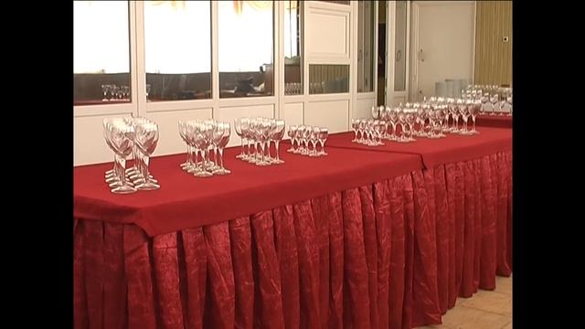 Видео урок - Организация обслуживания банкета фуршет смотреть онлайн