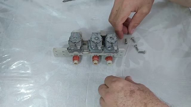 COMO CHECAR LAS ELECTROVALVULAS DE LAVADORA LG/como probar válvulas de entrada de agua de lavadora смотреть онлайн