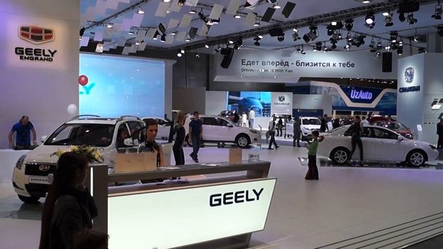 Стенд GEELY на моторшоу в Москве 2014 год смотреть онлайн