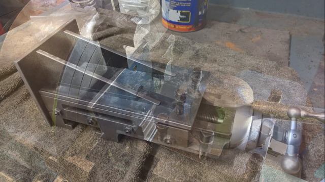 HS19 Harrison 140 lathe milling attachment смотреть онлайн