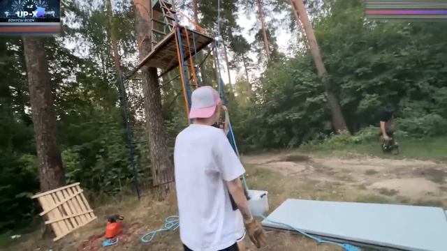 ХАЗЯЕВА СДЕЛАЛИ ТЕСТОВЫЕ ПРОКАТЫ ПО ТРОСУ ПЕРЕД ПРЫЖКАМИ В БАССЕЙН | КОРЕШ ЧУТЬ ЖЕСТКО НЕ ВРЕЗАЛСЯ смотреть онлайн
