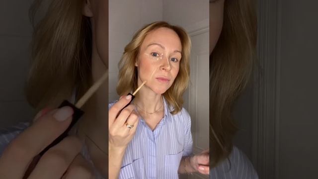 Легкий контуринг для весеннего сияния #макияж #контуринг смотреть онлайн
