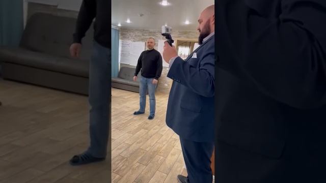 учимся выступать на публике в #академия_продаж