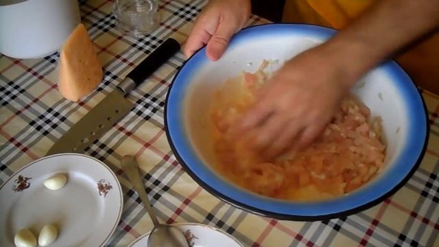 Готовим! Куриные шарики в сливочном соусе смотреть онлайн