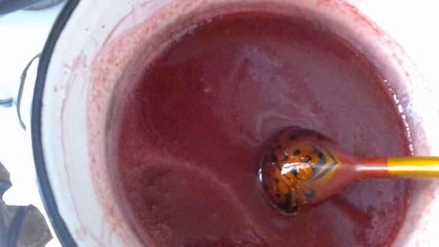 Живём не тужим и точка