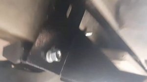 Видео от покупателя по установке порогов подножек на Haval H5