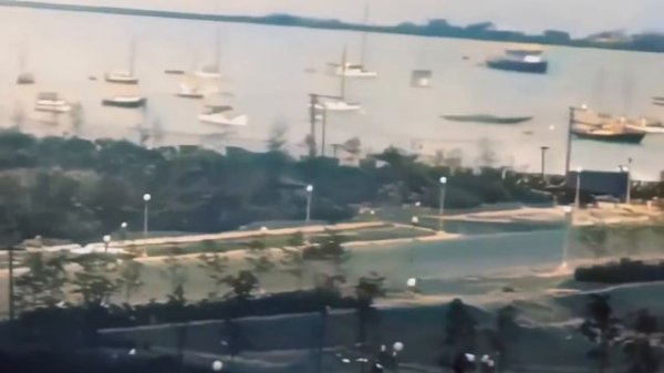 Chicago 1920s in color [60fps, Remastered] w/sound design added