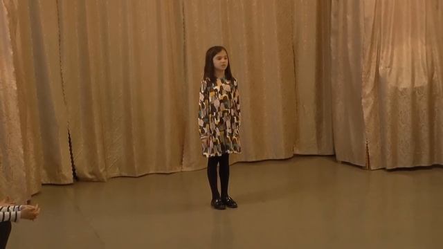 Стихотворение Константина Бальмонта "Осень" читает Камила. Театральне мастерство. смотреть онлайн