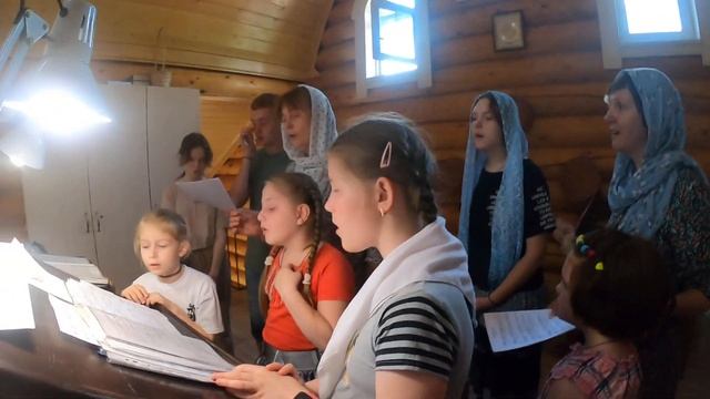 Детский хор в церкви. Вьюн над водой. смотреть онлайн