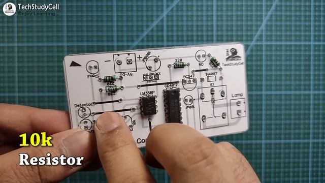 How To Make Motion Sensor Light Switch using CD4017 & IR sensor at Home смотреть онлайн
