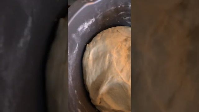 Жареные куриные крылья и тесто дрожжевое на кефире 😍😍😍 смотреть онлайн