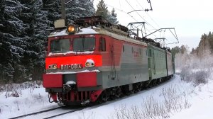 "Новогоднее чудо". ВЛ11-081/098 А с грузовым поездом