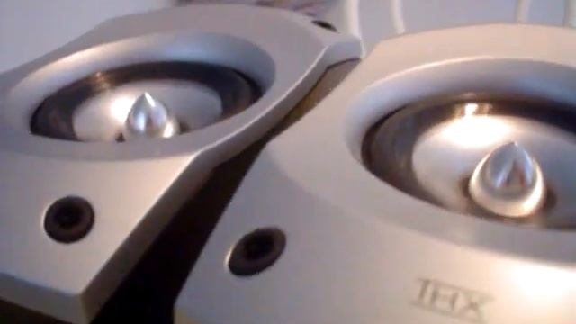 Logitech Z-5500 sats Hooked up to HT Amp смотреть онлайн