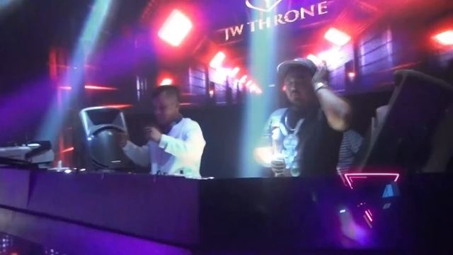 DJ Firman Performance at JW Throne (Surabaya, East Java) 3rd Part. смотреть онлайн