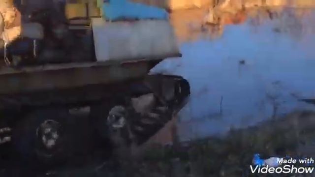 Танк?В деревне только так?Наша местная достопримечательность!!!? смотреть онлайн
