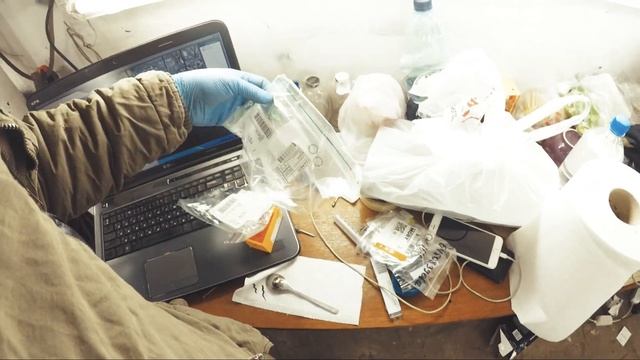 Обзор запчастей для BMW e34 и Passat B5. Новый оригинал глушитель. Кондей, аморты, тормоза смотреть онлайн