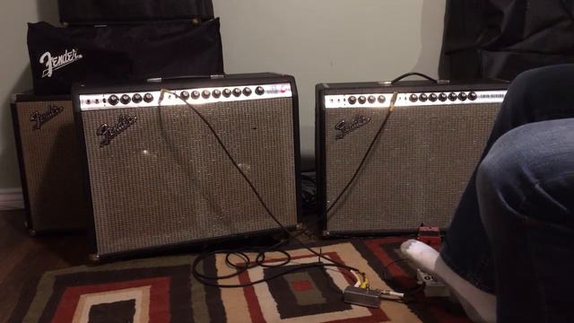 Fender Twin Reverb Comparison 1971 vs. 1973 смотреть онлайн