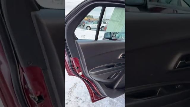 2017 Chevrolet Trax LS Walk Around смотреть онлайн