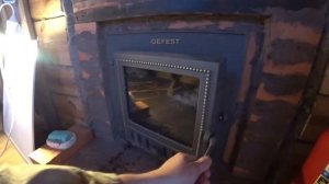 Чистка стекла печи от сажи народными средствами. Стоит ли переплачивать за стеклянную дверцу топки?