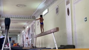 Спортивная гимнастика ,бревно 3-спортивный разряд
