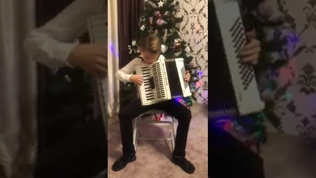 Р.н.п. « Полянка» обр. Н.Скуматовой смотреть онлайн