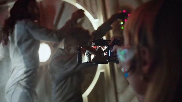 iPhone 13 Pro Hollywood in your pocket Apple - реклама айфон, снимай как в кино - 10 часов смотреть онлайн