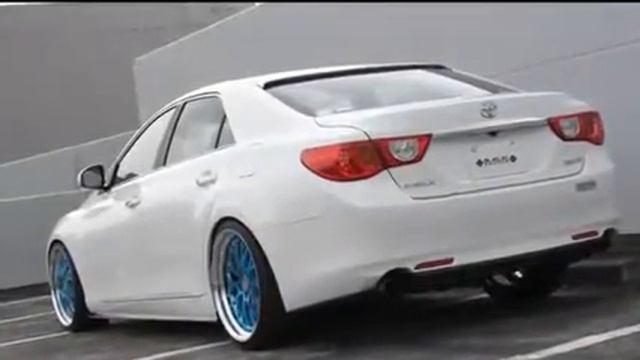 Toyota MARK X смотреть онлайн