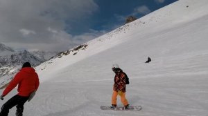 Домбай. Обзор. Трасса для начинающих. Сноуборд.