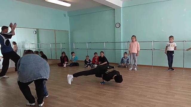Открытый урок по Хип-хопу и брейкдансу 26 мая 2018 смотреть онлайн