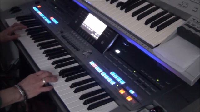"WE 'LL MEET AGAIN" "Vera Lynn" c o v e r in OLDIES instrumental PERFORMANCE on TYROS 5 смотреть онлайн