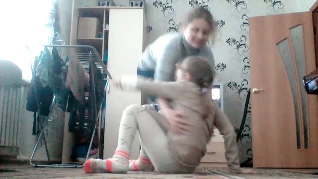 Как сесть на шпагат смотреть онлайн