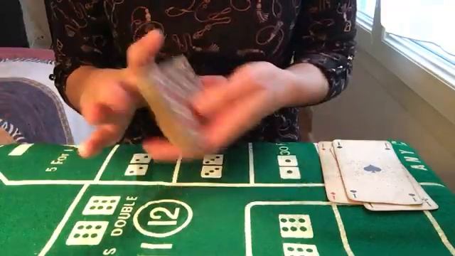 EXPLICATION TIRAGE DES 4 AS смотреть онлайн