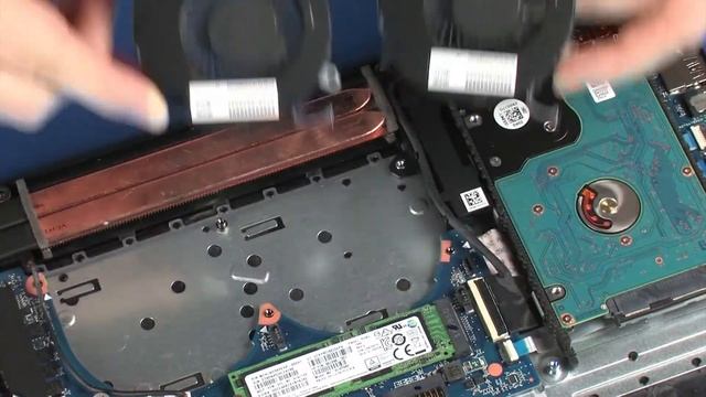 Replace the Power Connector Cable | HP Pavilion Power 15-cb000 Notebook | HP Support смотреть онлайн