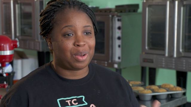 A Taste of Tallahassee’s TC Bakery | Meet Owner & Head Baker Jennifer Young смотреть онлайн