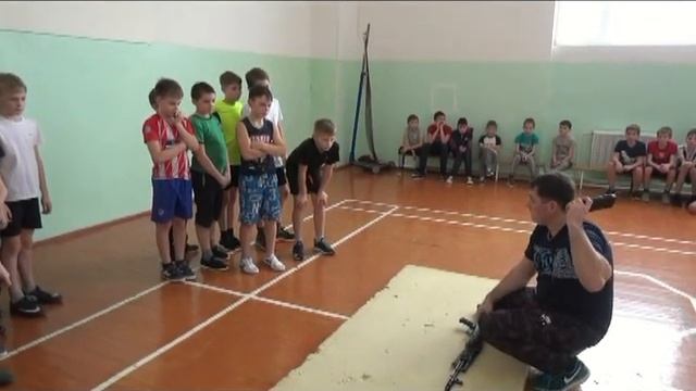 Веселые старты, посвященные 23 февраля. Абан СОШ №3 среднее звено смотреть онлайн
