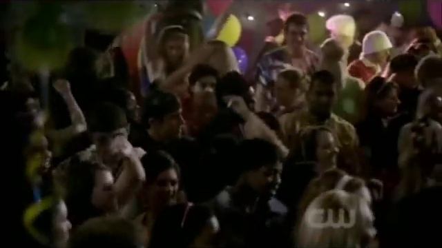 Damon dance 2x18 "Oh yeah" смотреть онлайн
