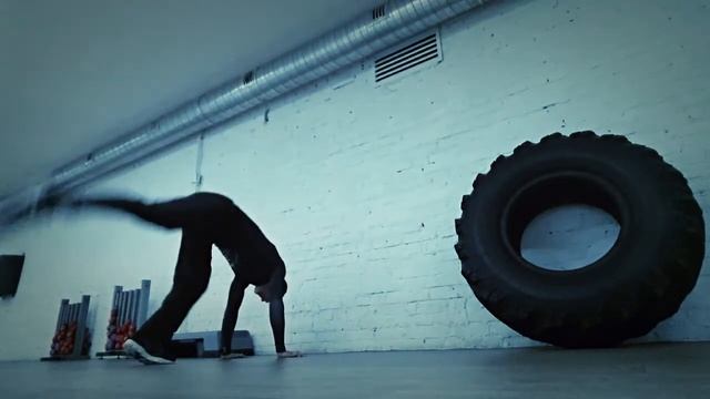 Как научиться стоять и ходить на руках смотреть онлайн