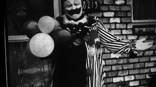 ДЖОН ГЕЙСИ, СЕРИЙНЫЙ УБИЙЦА смотреть онлайн