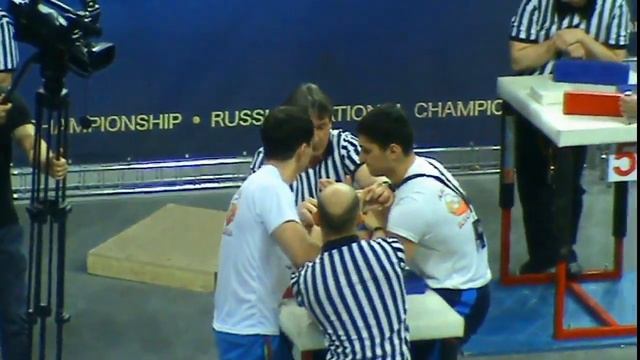 МАКЕЕВ АЛАН СЕВ.ОСЕТ.АЛАН VS ГАССИЕВ, СОСЛАН СЕВ.ОСЕТ.АЛАН (ЧР 2016 Кат. 90 кг Левая Рука) смотреть онлайн
