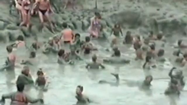 Грязевое безумие. Dirty Pleasure, Dirty Games