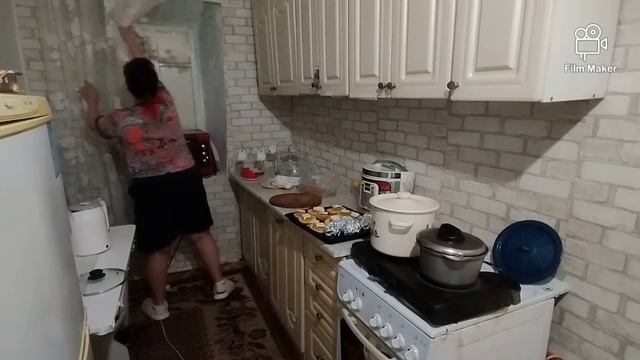 Приготовила очень вкусный обед смотреть онлайн