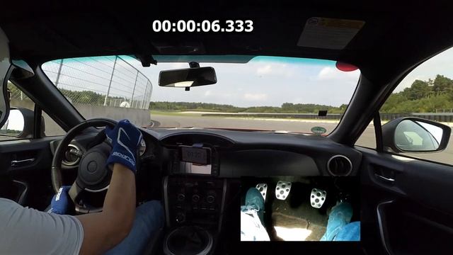 Racepark Meppen 1:19.7 (and GT86 vs. Honda Integra) смотреть онлайн