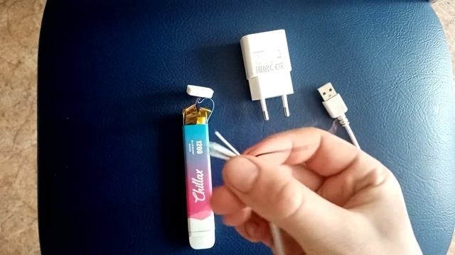 Заряжаем одноразовую электронную сигарету. смотреть онлайн