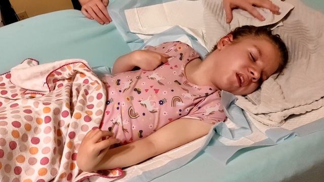 Bedtime Routine for Medically Complex Daughter смотреть онлайн