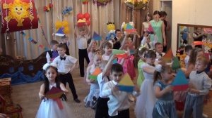 ВХОД на выпускной утренник "КОРАБЛИК ДЕТСТВА"